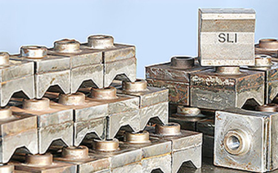 Durable hammer tips designed for sugar processing equipment, highlighting their strength and efficiency in crushing and refining sugar cane.